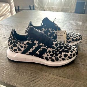 Adidas Swift Run Sneakers